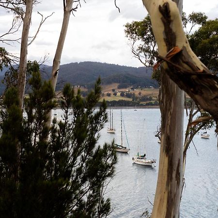 Woodland Bay Retreat-Hot Tub,Sauna And Bayview Hamptons Retreat Lymington Bagian luar foto