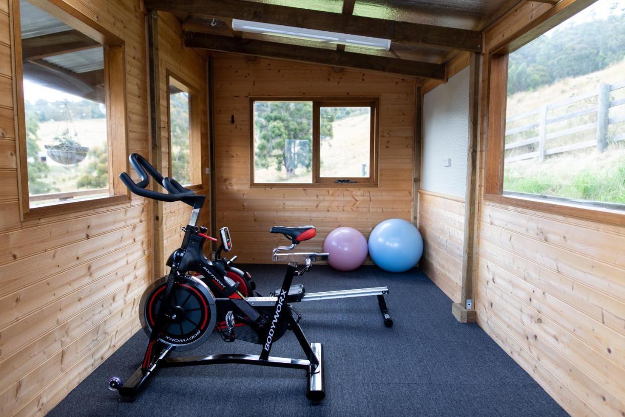Woodland Bay Retreat-Hot Tub,Sauna And Bayview Hamptons Retreat Lymington Bagian luar foto